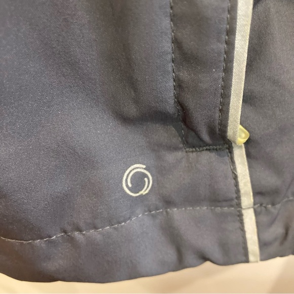 MEC Sz L Super Light Weight Outdoor Hiking Layering Rain Windbreaker Reflectors - Picture 6 of 15